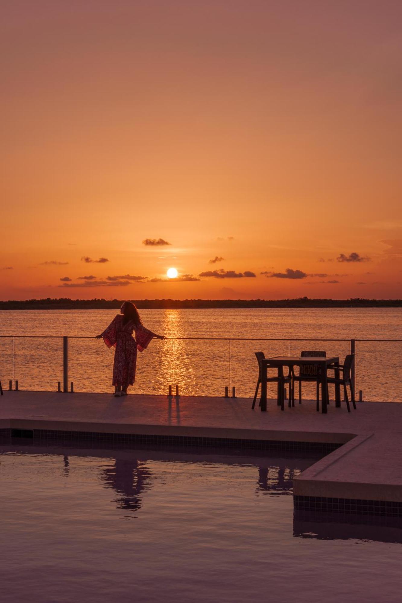 Sunset Caribe Belize Hotel San Pedro  Buitenkant foto